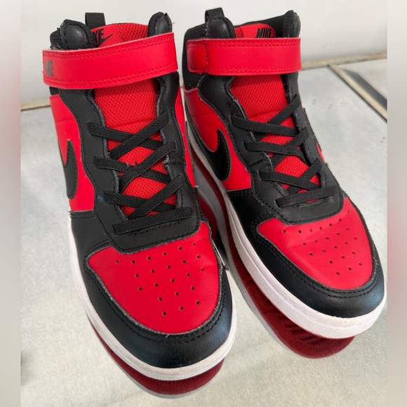 Nike Kids' Court Borough Mid 2 - Red and Black, Size 2Y, Unisex- worn once! - Picture 9 of 16